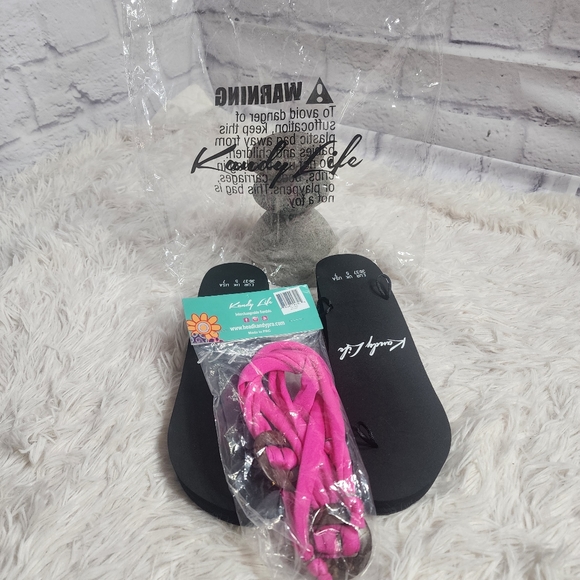 Kandy Life Interchangeable Wedge / sizes 5, 6, 7/ NWT/ HOT PINK SHORT STRAP - Picture 5 of 14